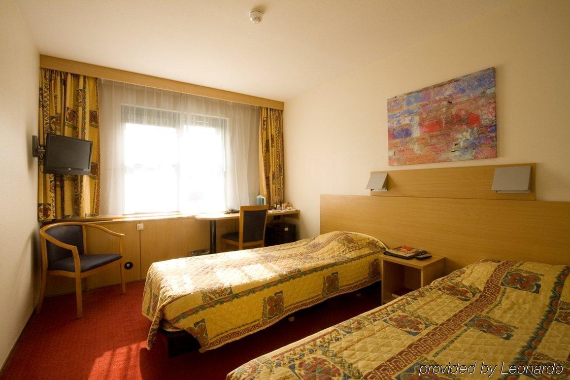 Bastion Hotel ניימכן מראה חיצוני תמונה